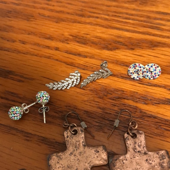 Multiple earrings - Picture 4 of 4